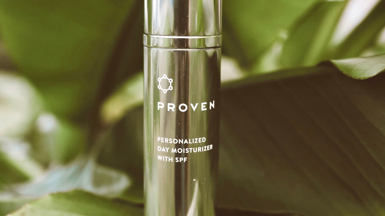 7 Moisturizer Penghilang Bekas Jerawat Terbaik (2025): Cepat Samarkan Noda