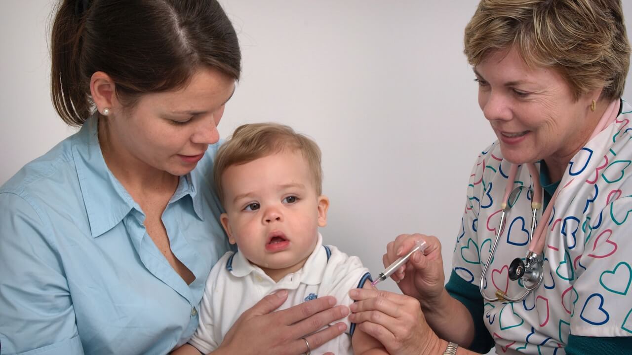 Panduan Lengkap Vaksin Rotavirus: Jadwal, Jenis (Rotarix vs RotaTeq), Dosis, Cara Pemberian, dan Efek Samping